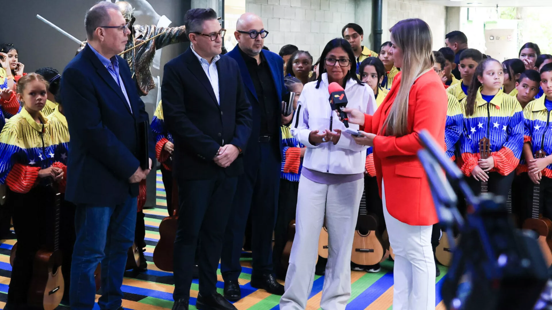 Delcy Rodríguez: Los recursos recuperados ante el FMI serán invertidos en electricidad, agua y salud La presidenta encargada detalló que los fondos permitirán atender de "forma inmediata" áreas críticas que han sido afectadas por las sanciones